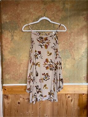 MTS | Beige Floral PeepShoulder Blouse